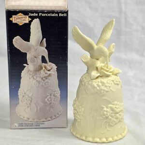 Treasury Jade Porcelain Hummingbird Bell w/ Box